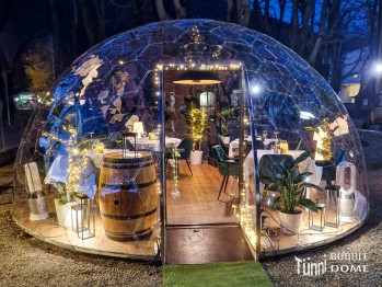BUBBLE DOME, Ø 6 m, Höhe 3m, mit Glastüre