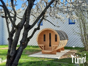 Saunafass 3.5m Länge, Ø 1.9m, Saunafass; Fasssauna; Gartensauna; Aussensauna; Faßsauna; Saunahaus; Saunafass Schweiz; Fasssauna kaufen; Sauna Holzofen; Sauna Beratung; fasssauna mit holzofen; Saunafass kaufen; außensauna kaufen; Saunaofen; Finnische Sauna