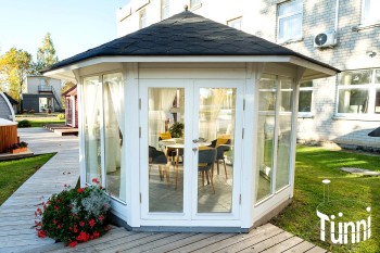 10 m² Pavillon mit hohem Fenster, der Pavillon, Grillkota, pavillon, grillpavillon, Grillhütte, Kota, Grill Blockhaus, pavillon bausatz, Pavillon selber bauen, Grillkota kaufen, grillhütte kota, grillpavilion holz, Grillkota holz, grillkota preis, kombiko