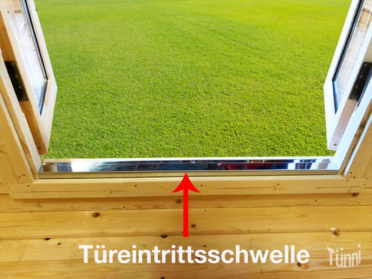 Grillkota Türeintritt Schwelle