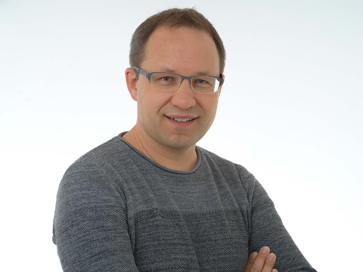 Juri Steen, Tünni GmbH